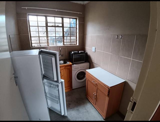 1 BEDROOM PROPERTY TO RENT IN KANONIERSPARK